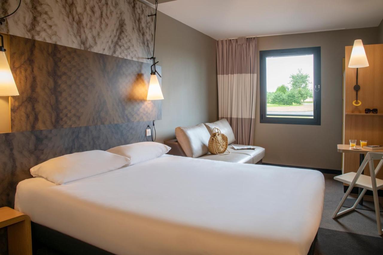 Ibis Pontorson Baie Du Mont Michel Hotel 3*